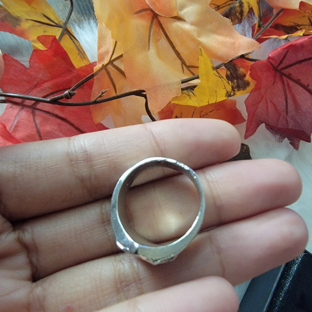 Pentagram Ring Size 8.5 - Picture 5 of 5